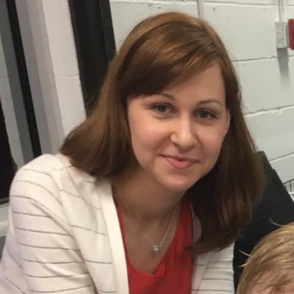 Meet your Posher, Elena
